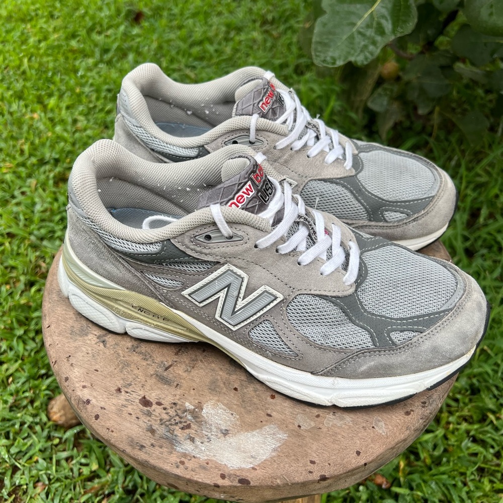 **SOLD** New Balance 990v3